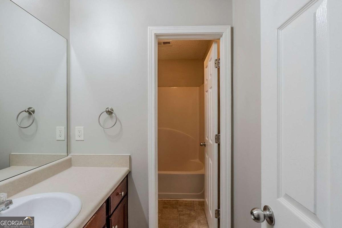 6285 Polar Fox Court Riverdale - 36