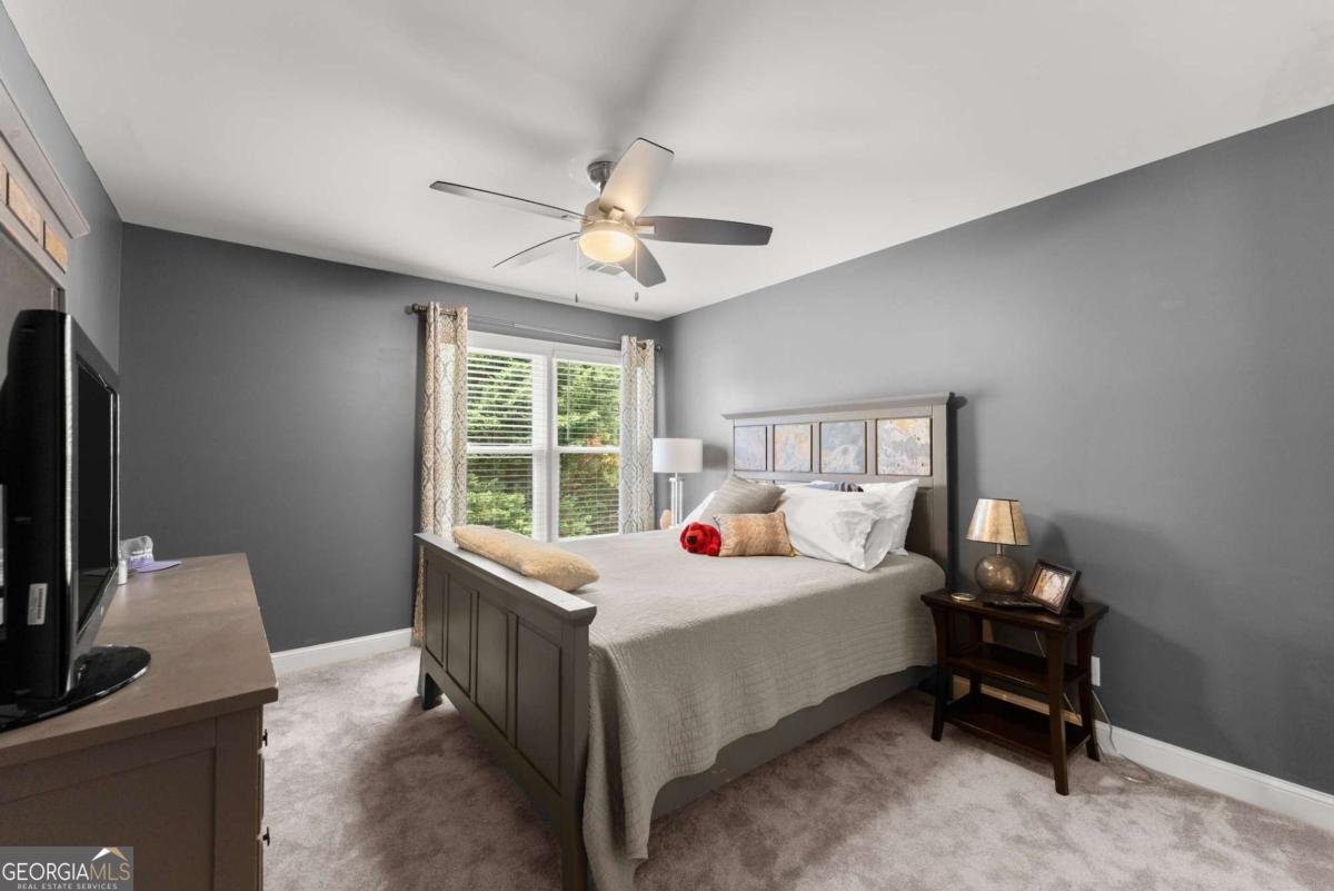 5176 Glenstone Court Gainesville - 33