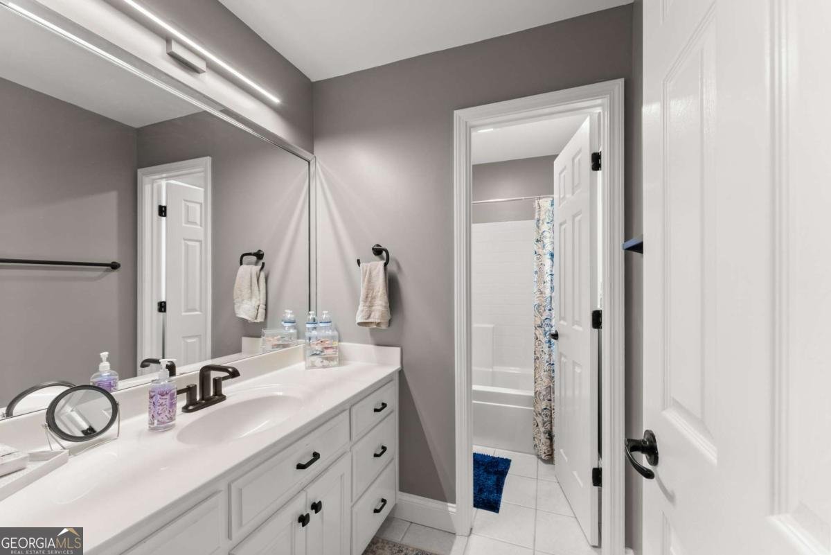 5176 Glenstone Court Gainesville - 34