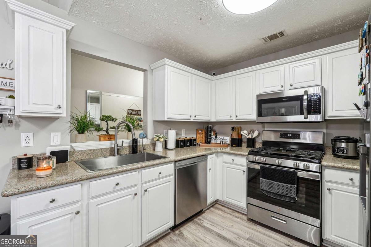 35 Shenandoah Drive Winder - 7