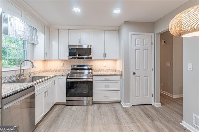 4171 WHISPERING FOREST Court Lilburn - 12