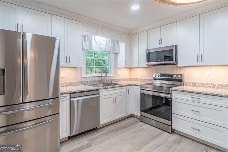 4171 WHISPERING FOREST Court Lilburn - 13
