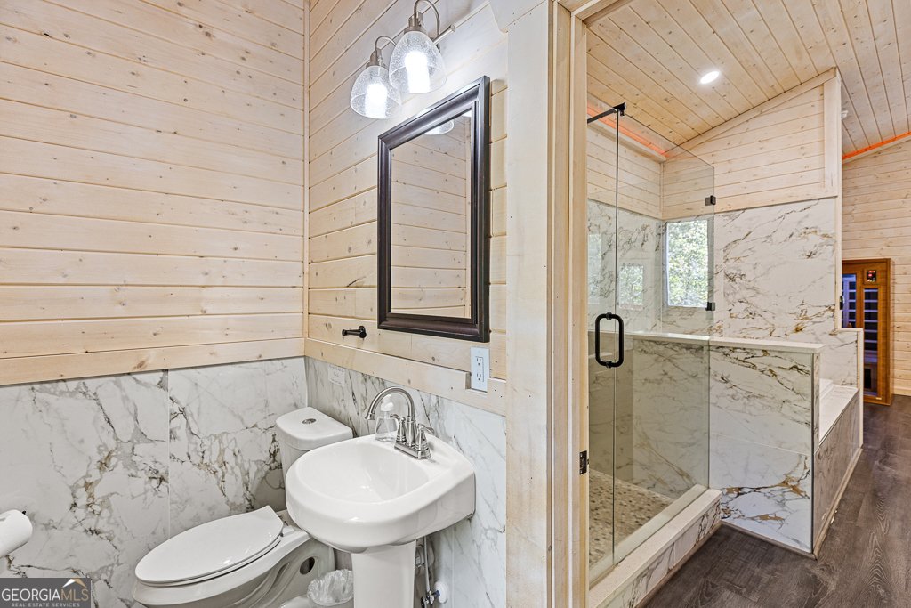 358 Hickory Ridge Drive Cleveland - 24