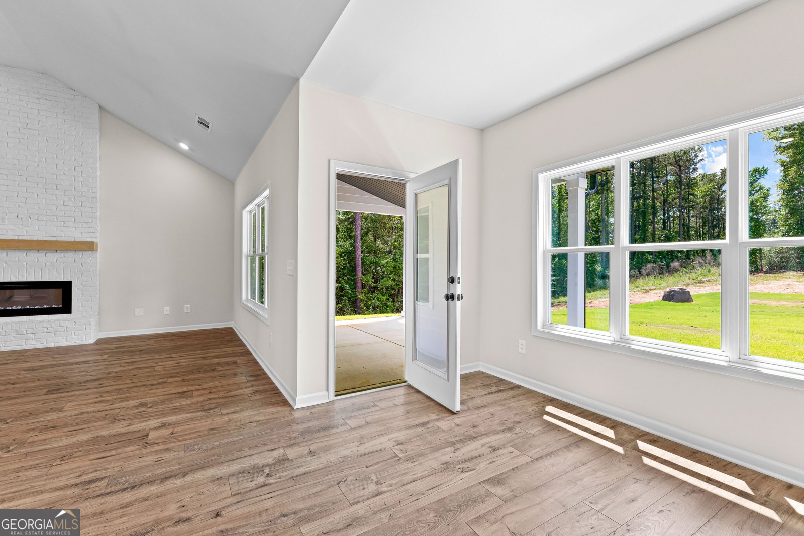 1356 Waymanville Road Thomaston - 45
