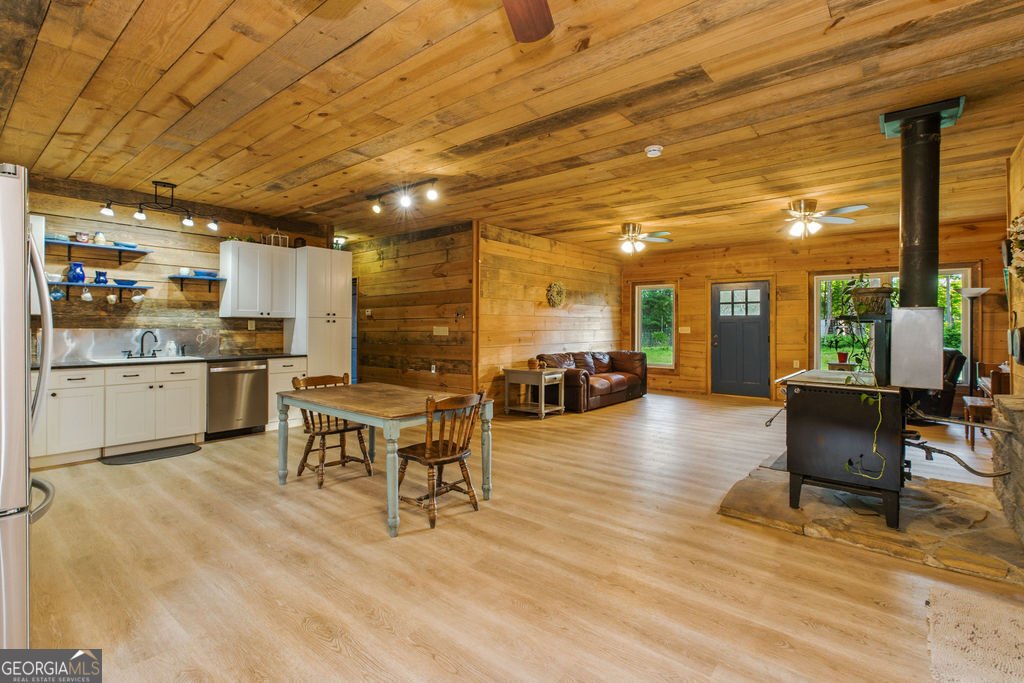 5395 Buffington Road Gillsville - 21