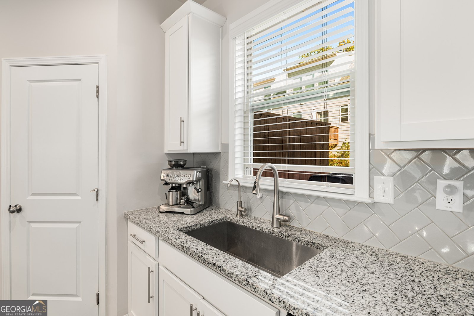1590 Ridgebrook Downs Mableton - 16