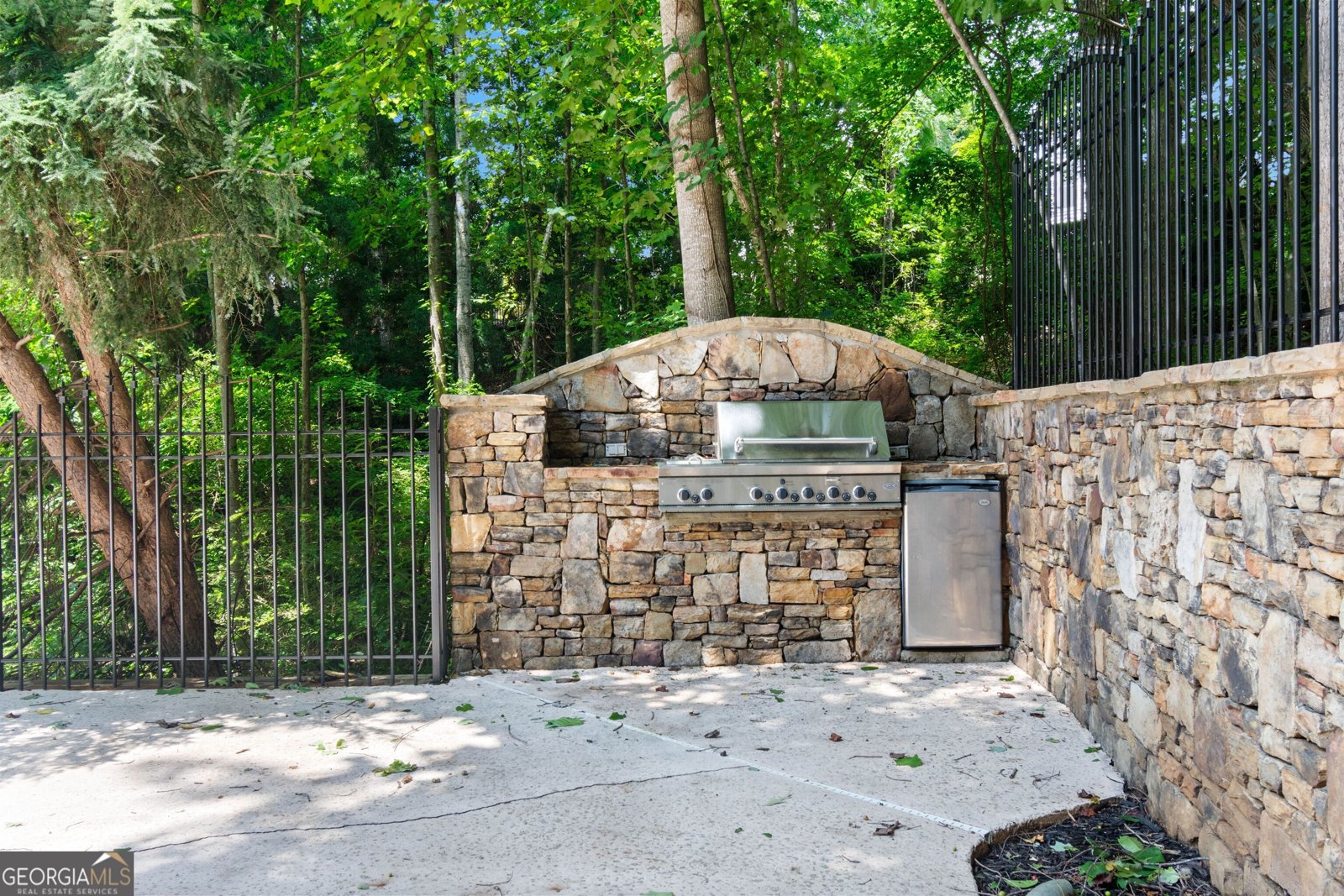 4567 Brigade Court Roswell - 80