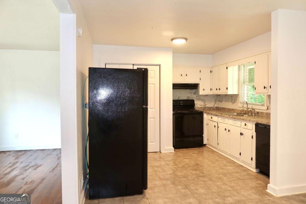 579 Kenridge Circle Stone Mountain - 16