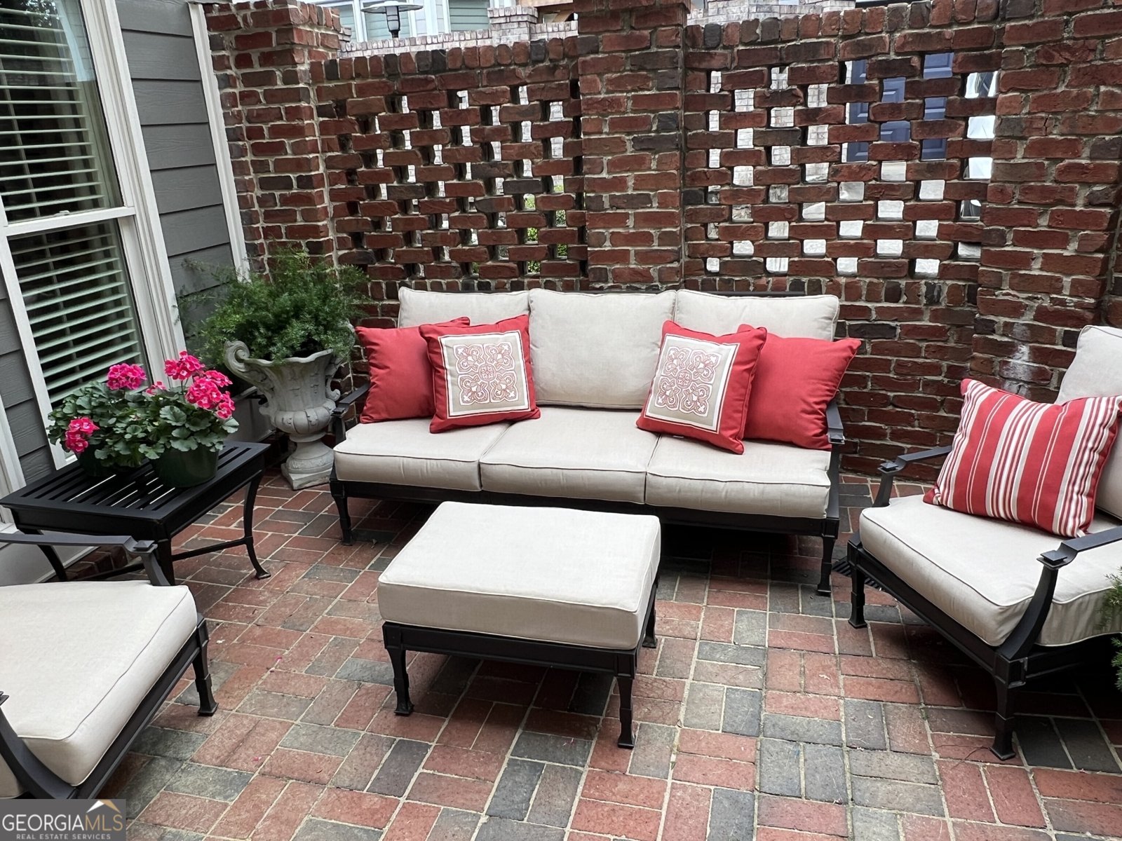 962 Manor Parc Drive Decatur - 1
