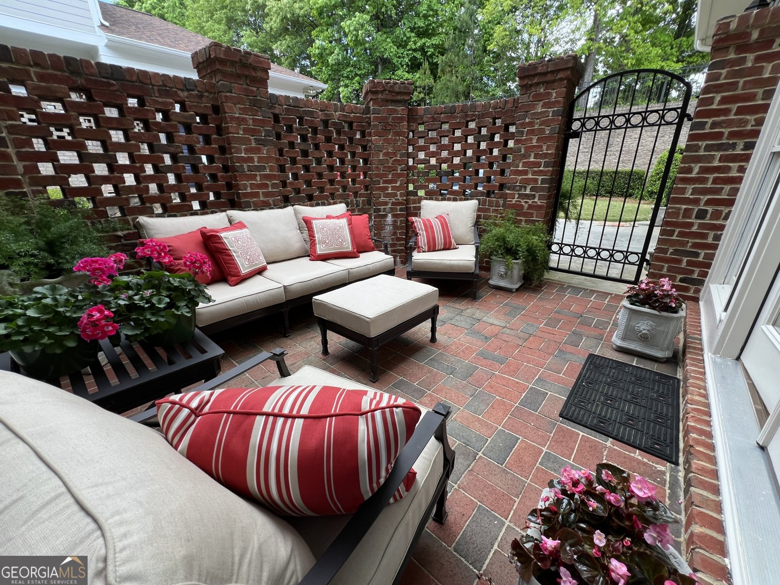 962 Manor Parc Drive Decatur - 33