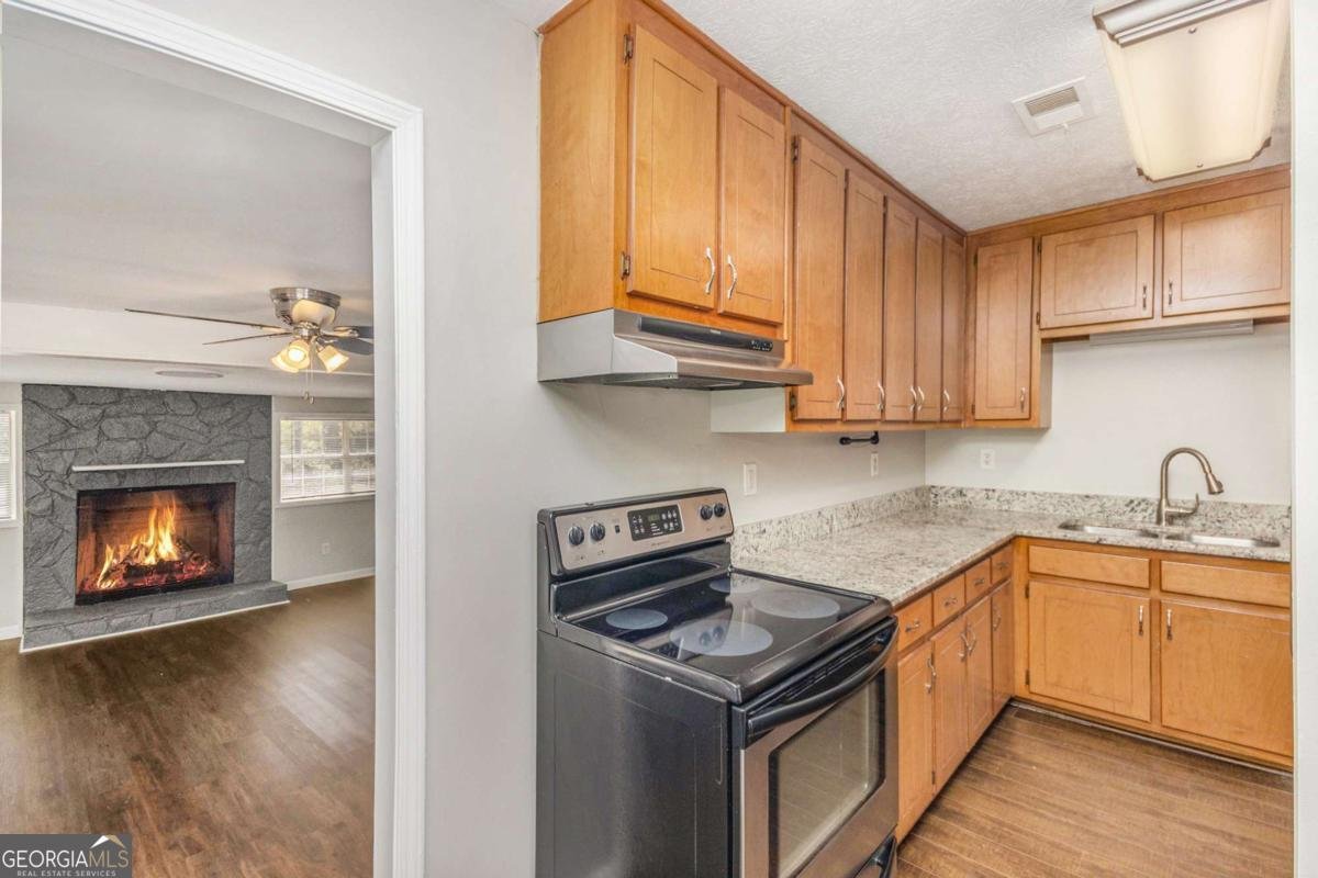 1602 Sycamore Drive Kennesaw - 4