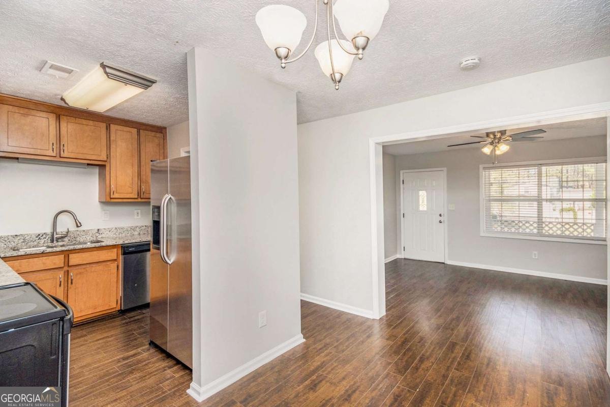 1602 Sycamore Drive Kennesaw - 5
