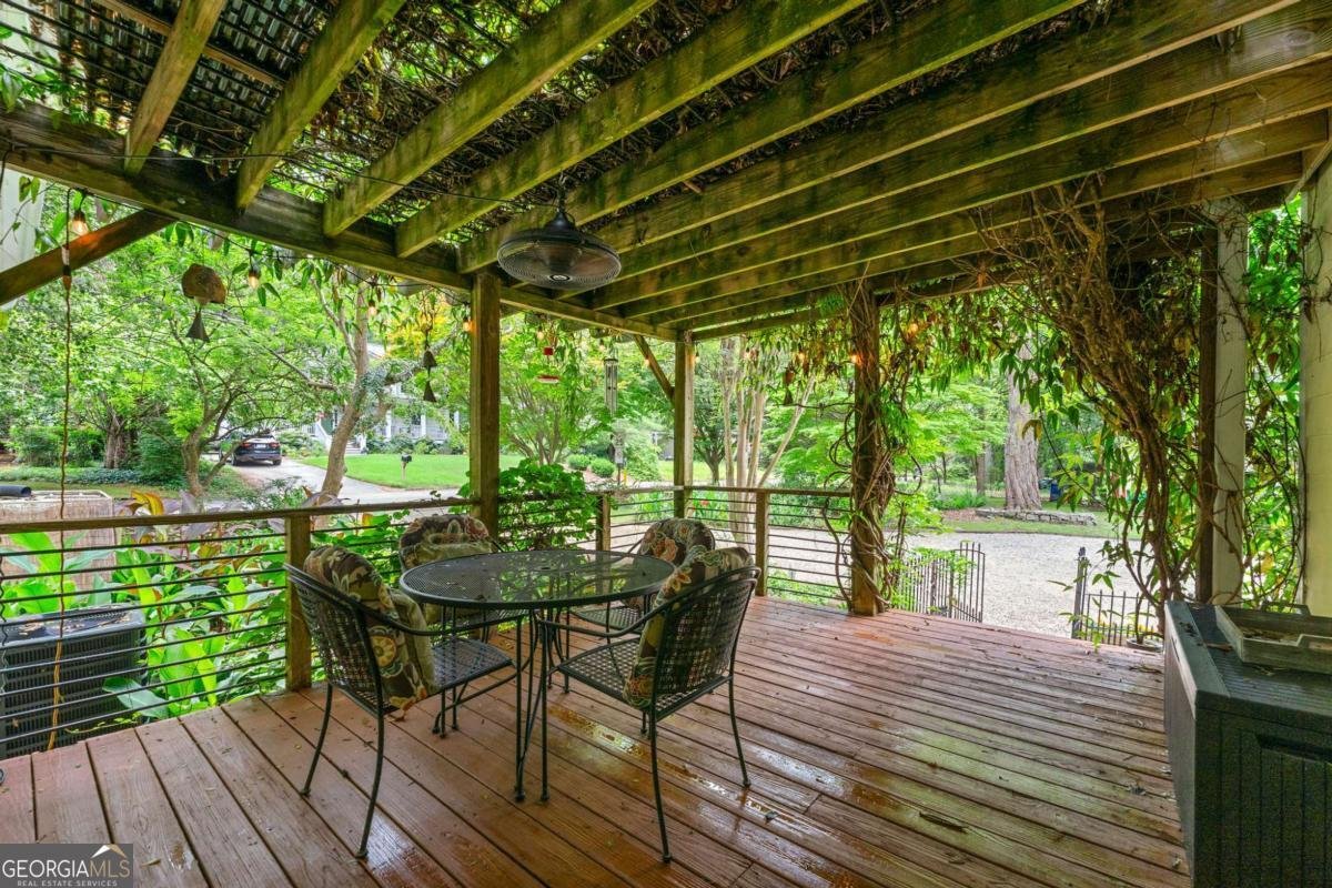 2655 Appian Way Decatur - 26