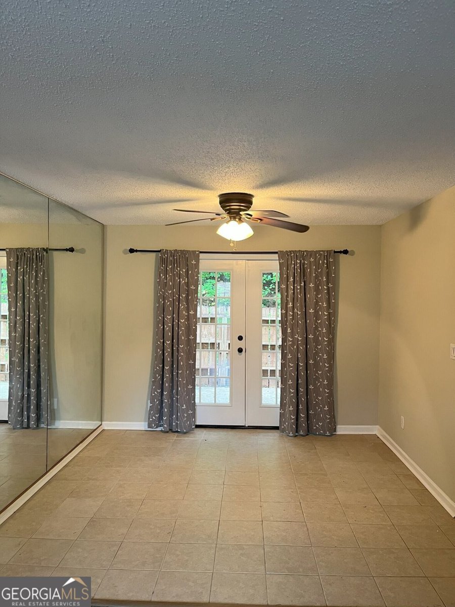 4701 Flat Shoals Road Union City - 3