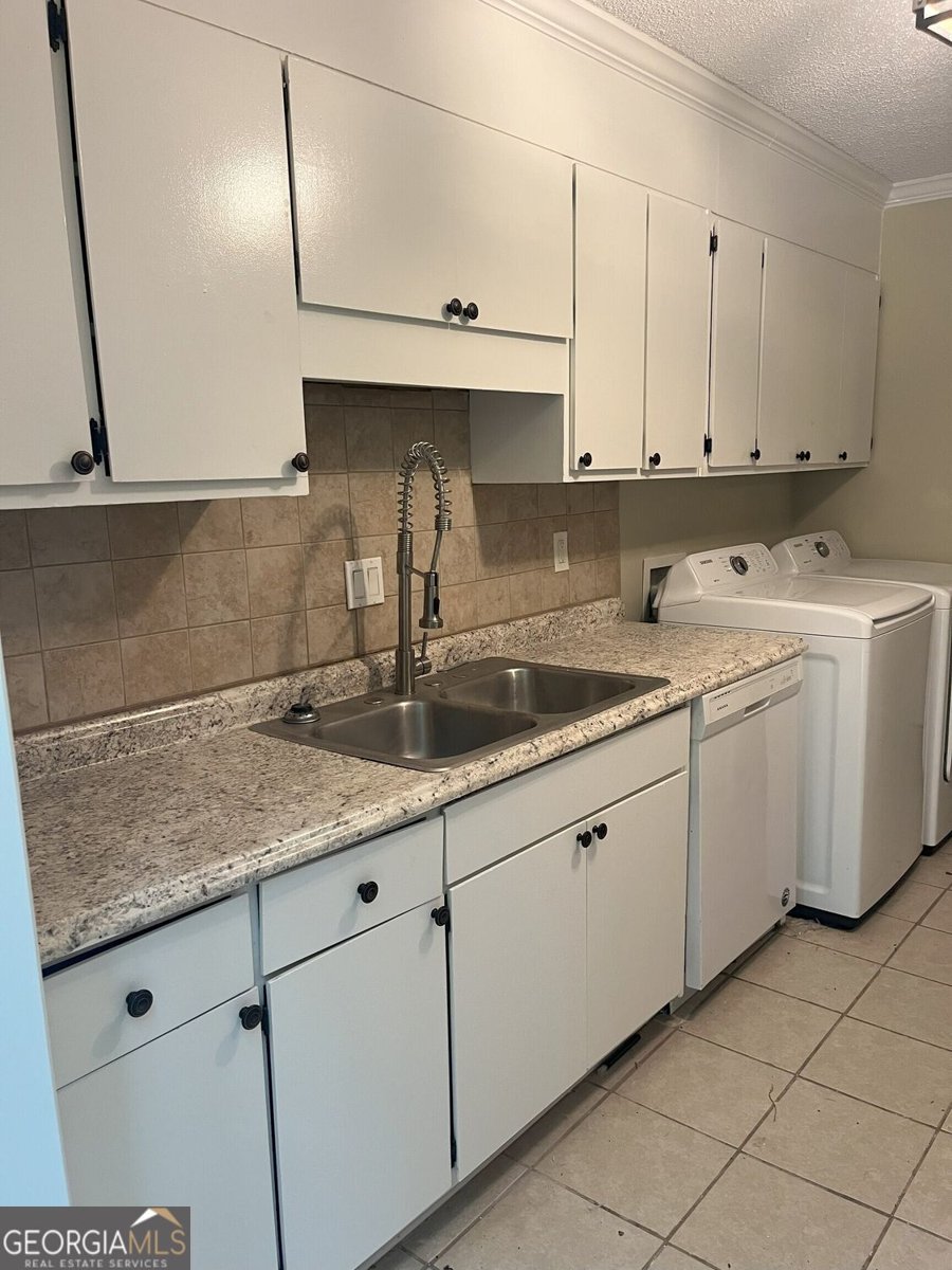 4701 Flat Shoals Road Union City - 4