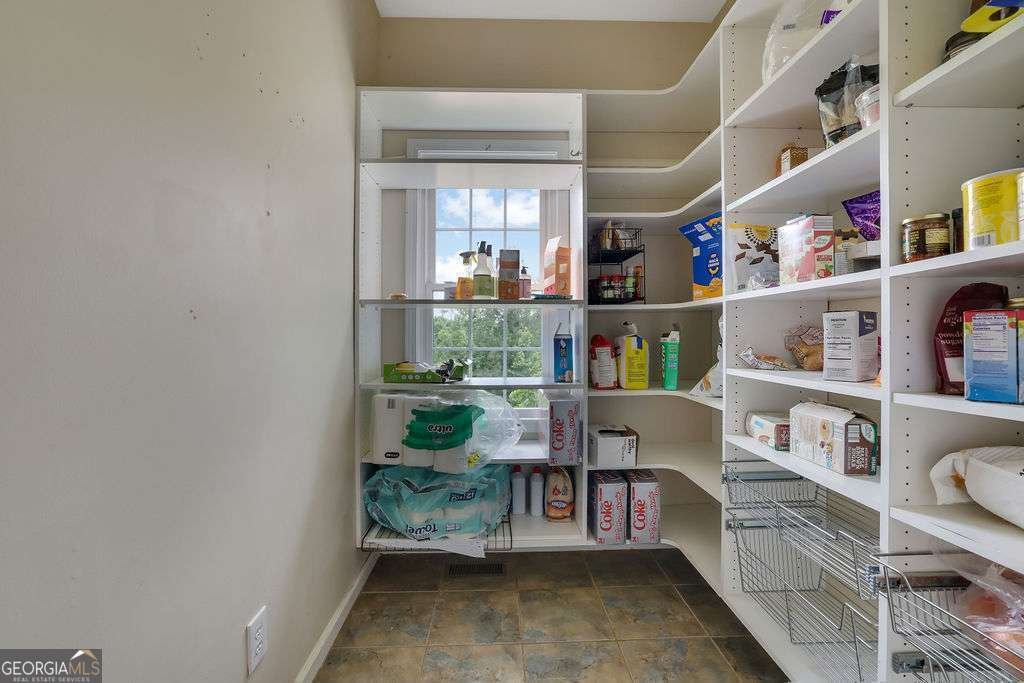 1663 Willow Way Woodstock - 13