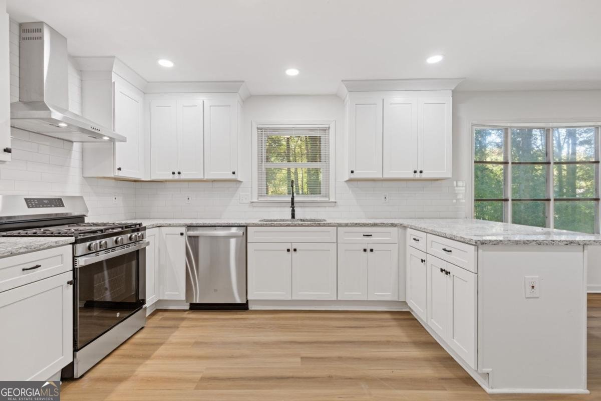 4045 White Oak Lane Lilburn - 19
