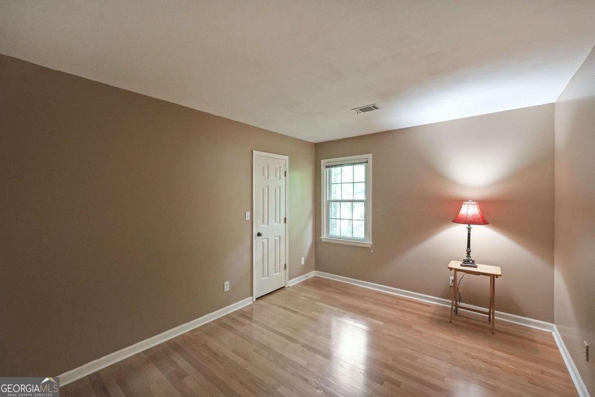 295 LAKEMONT Drive Roswell - 27