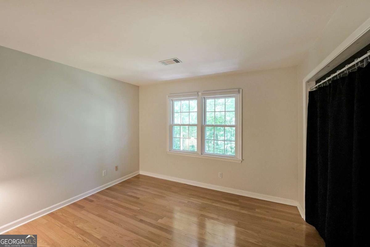 295 LAKEMONT Drive Roswell - 29