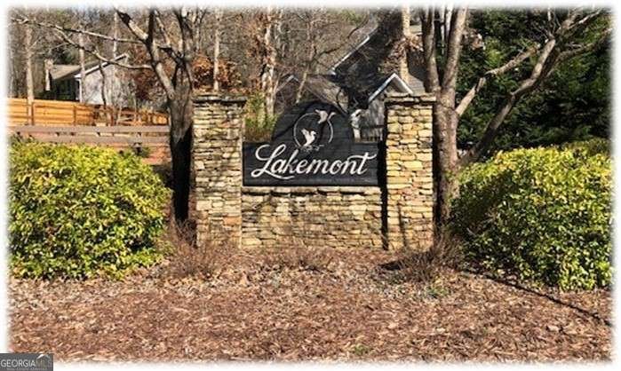295 LAKEMONT Drive Roswell - 37