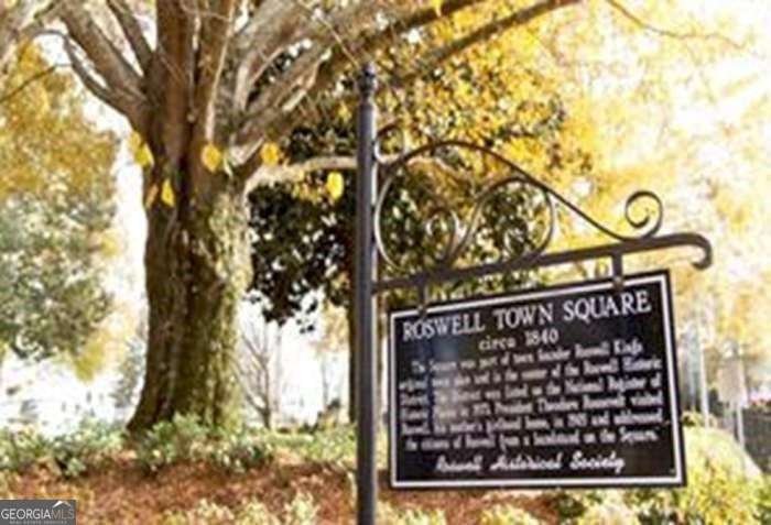 295 LAKEMONT Drive Roswell - 42