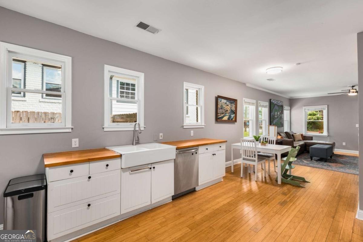 2486 Memorial Drive Atlanta - 15