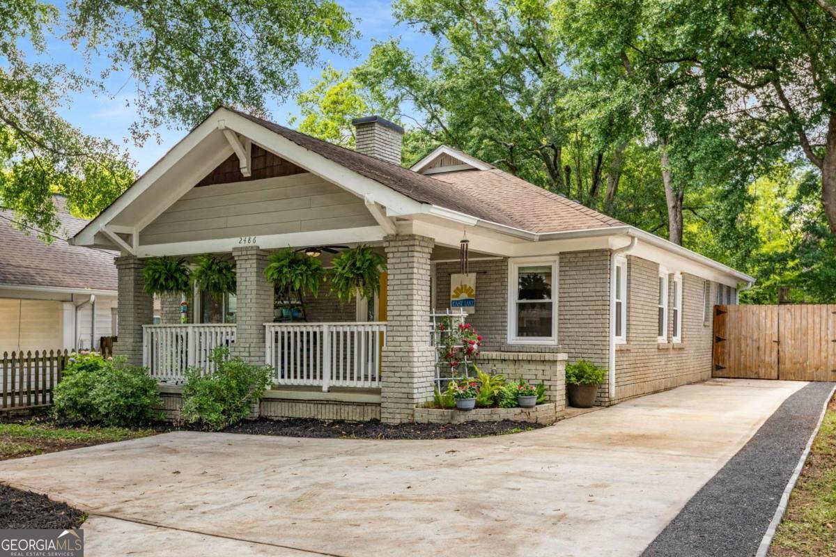 2486 Memorial Drive Atlanta - 35