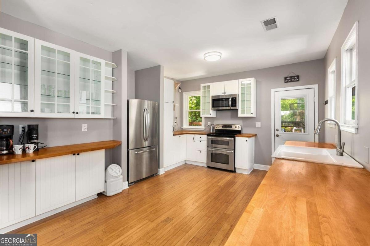 2486 Memorial Drive Atlanta - 9