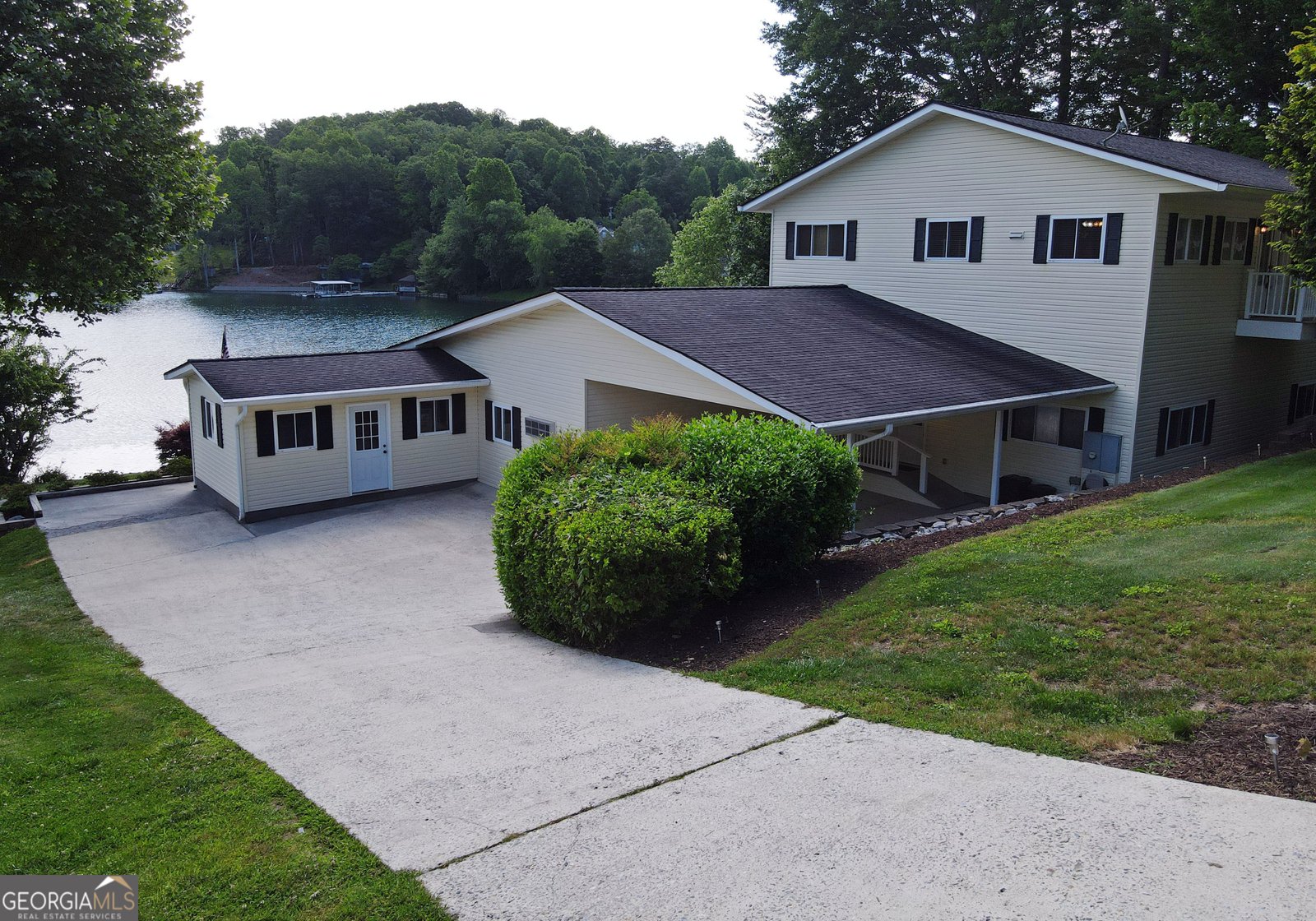 327 Chatuge Village Circle Hayesville - 17