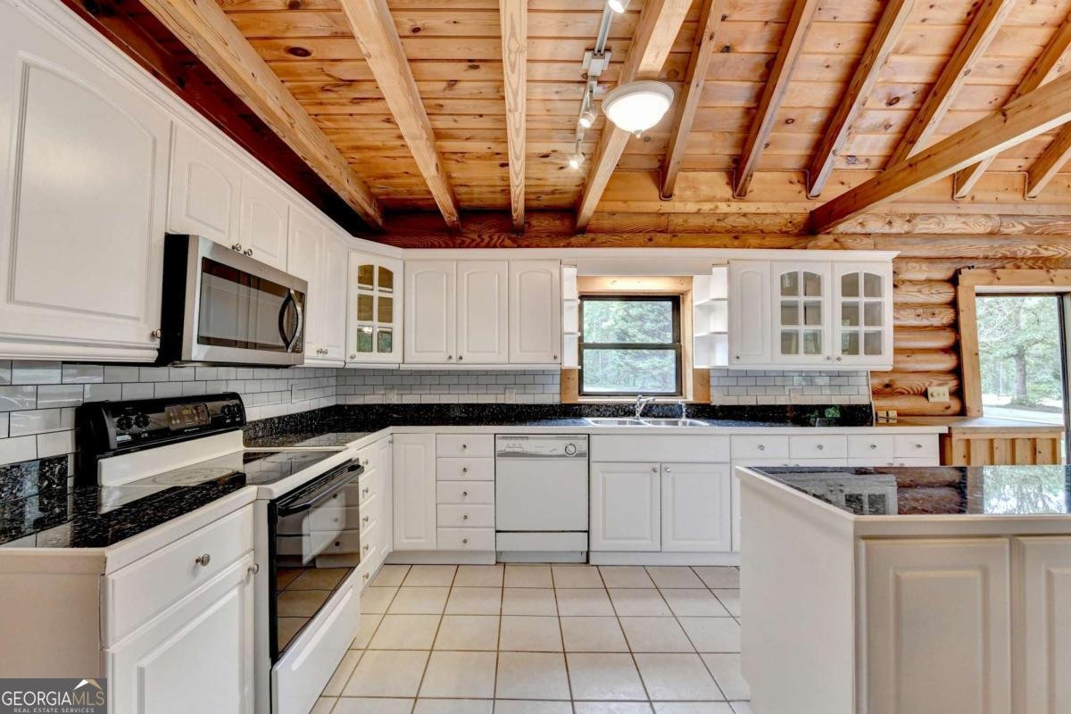 2864 Winder Highway Dacula - 24