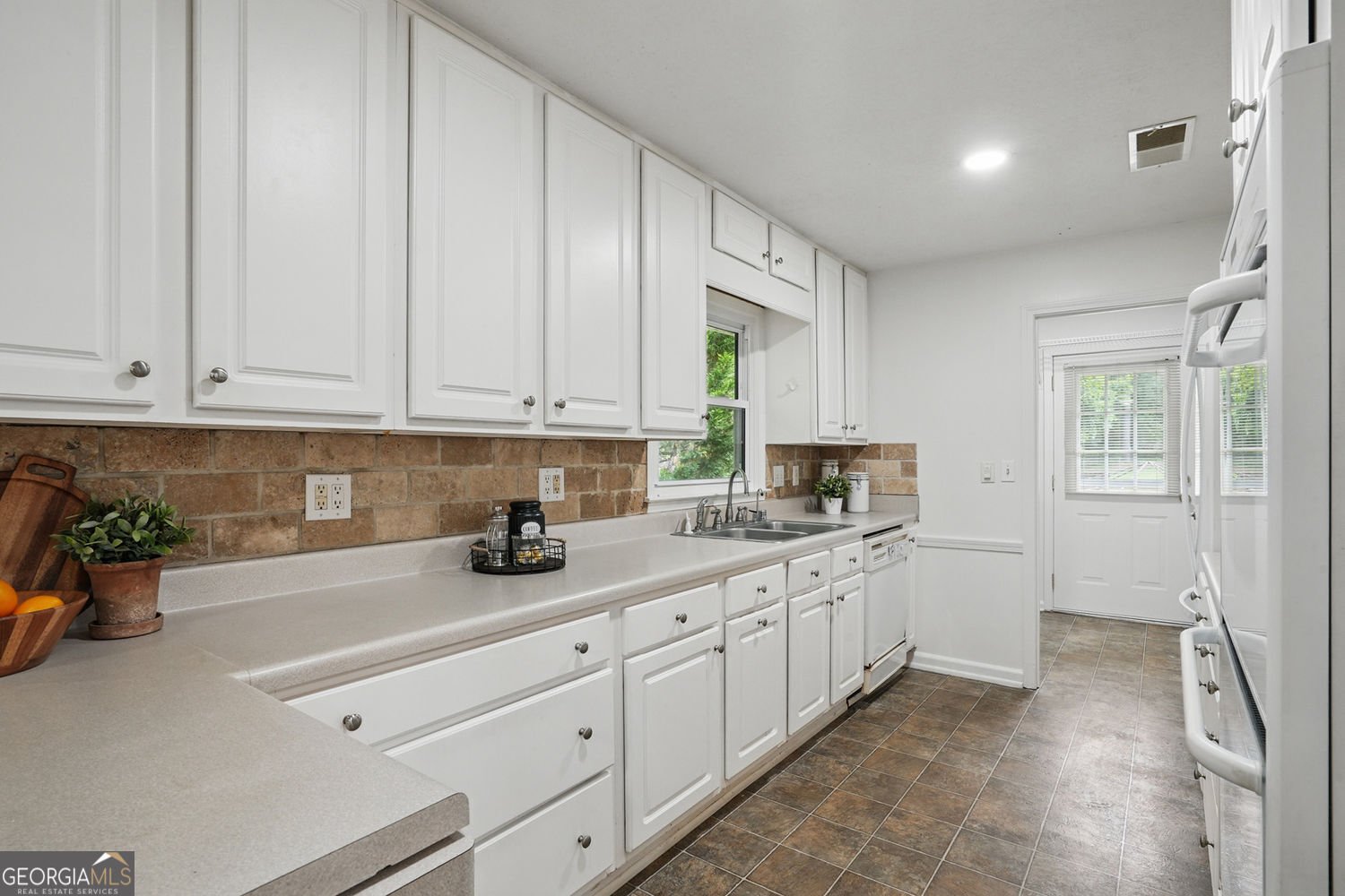 2384 Shadowood Drive Conyers - 10