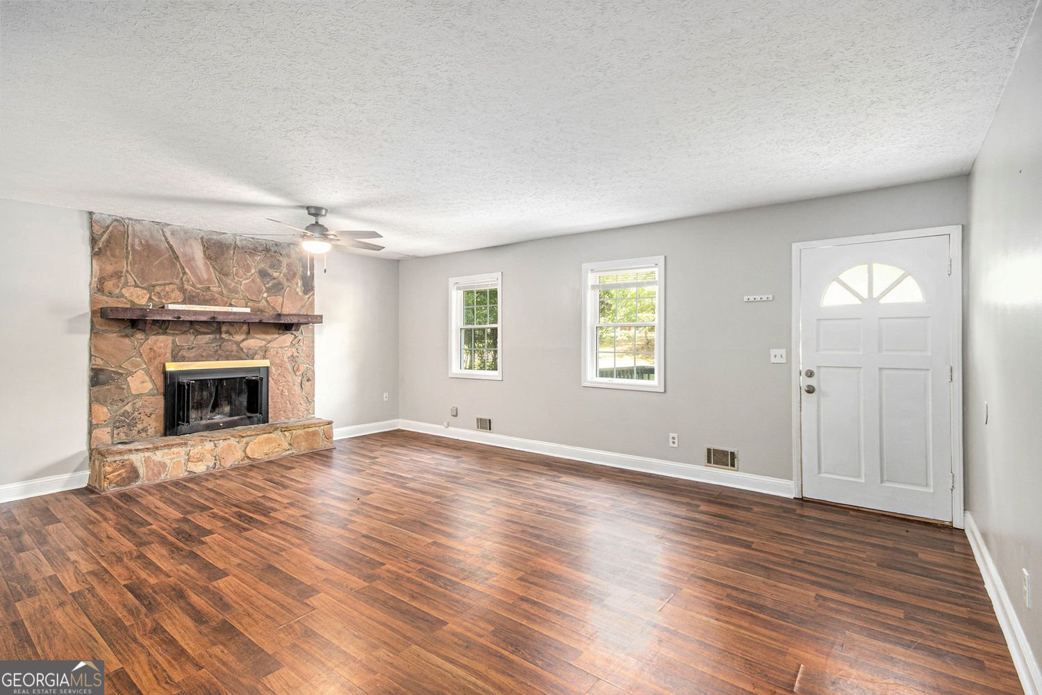 155 South Meadowcliff Circle Carrollton - 5