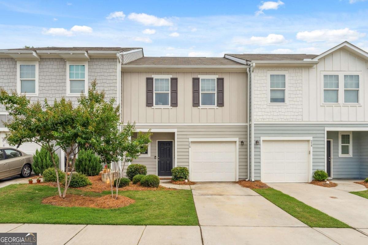 216 Grand Central Way Cartersville - 1