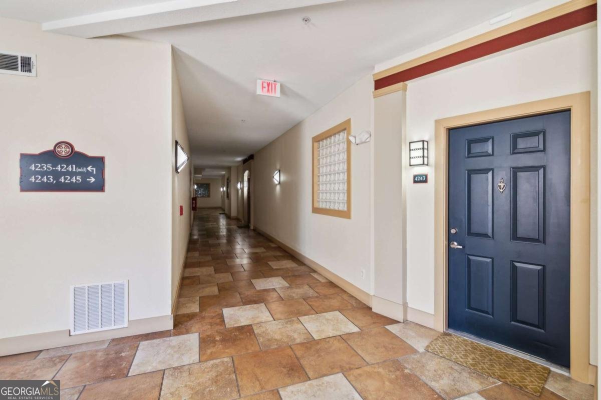 10 Perimeter Summit Boulevard Brookhaven - 3