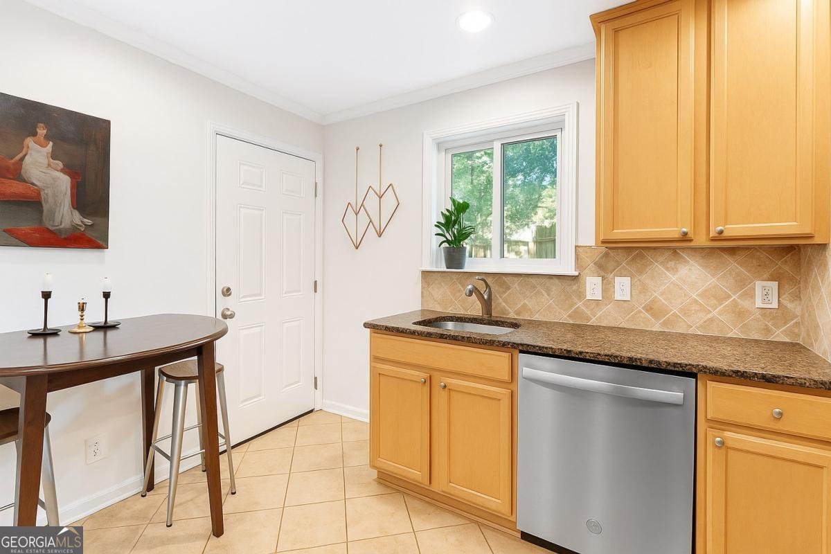 228 Olympic Place Decatur - 6