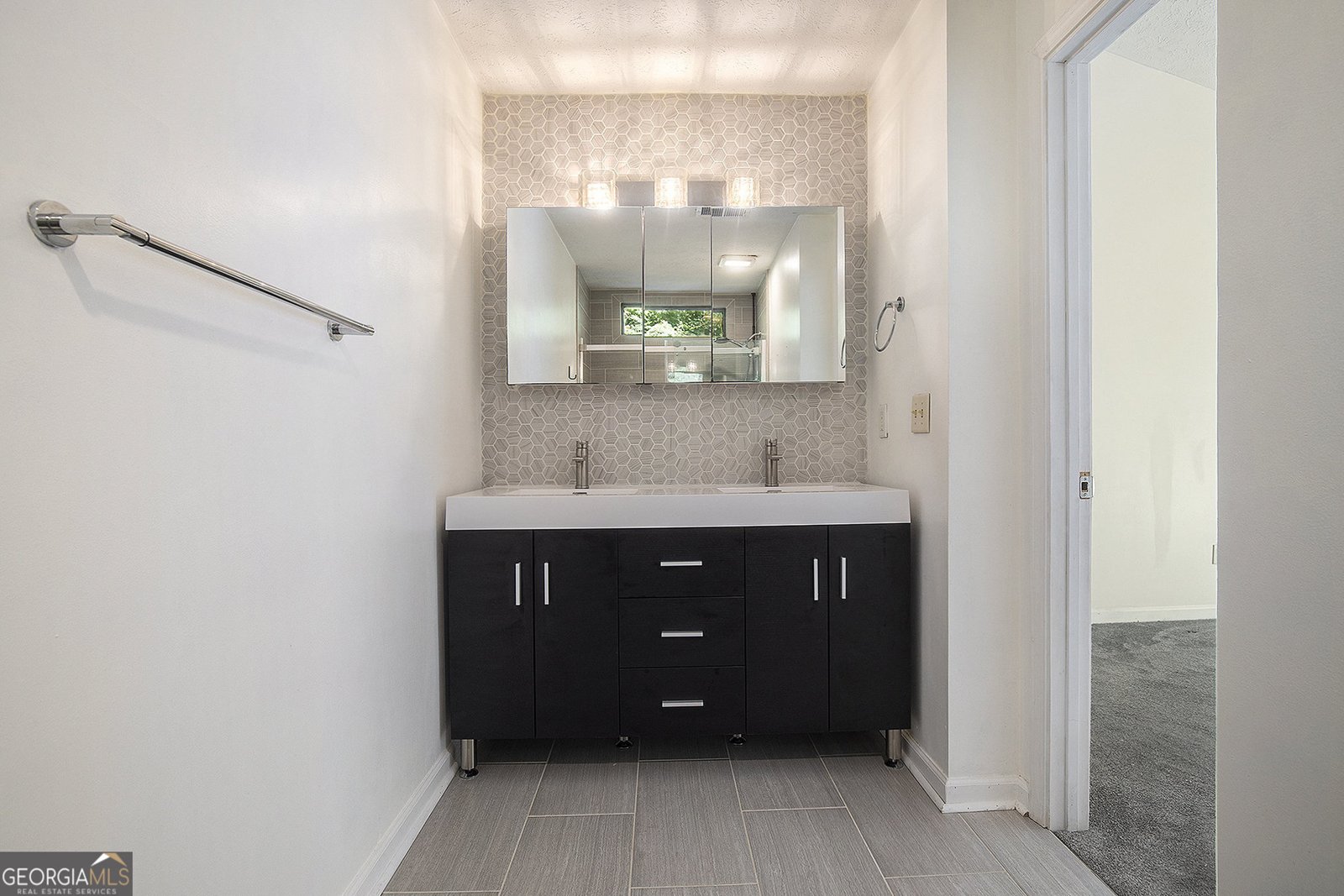 1202 Laurel Cliff Drive Smyrna - 19