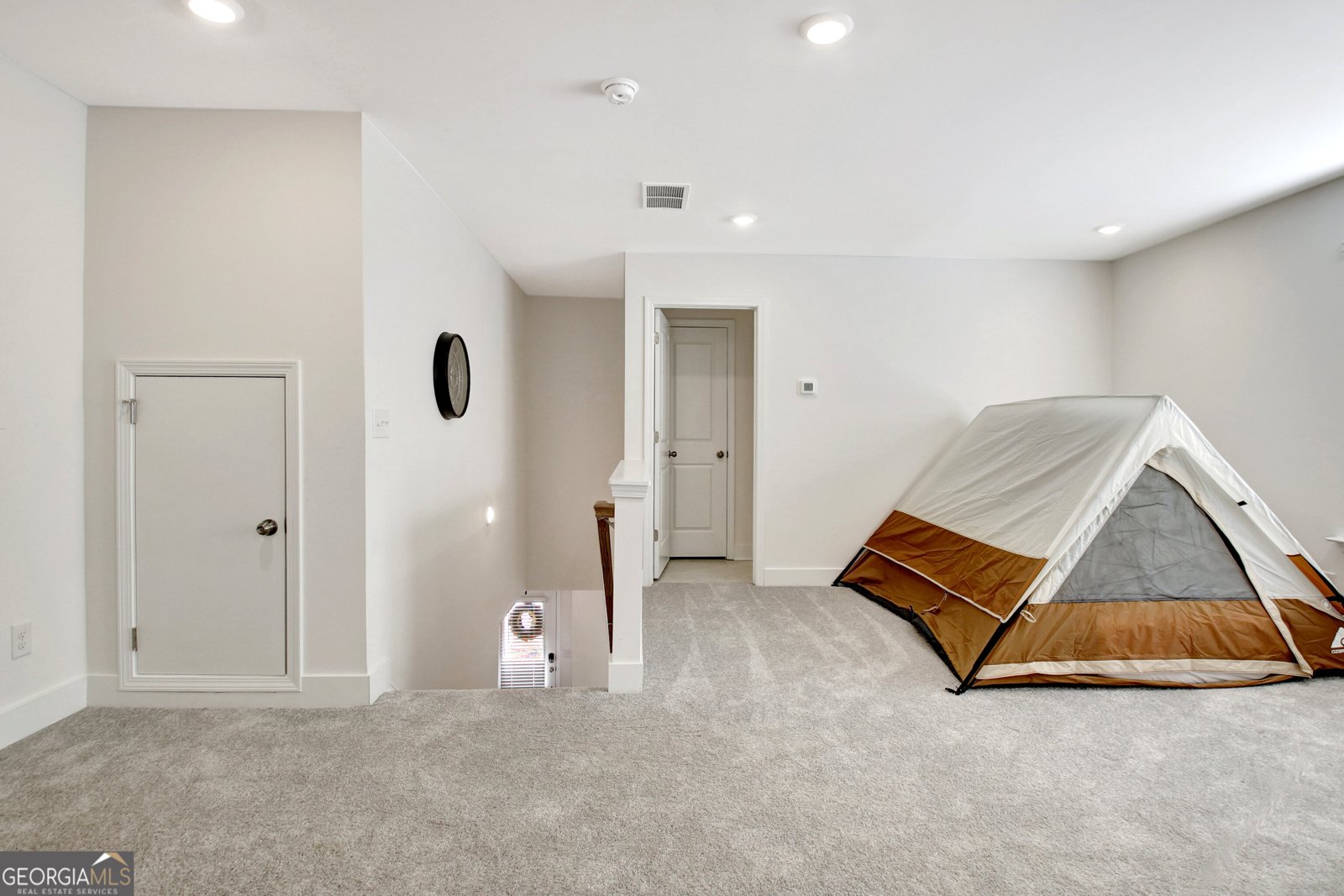 82 Airmont Drive Sharpsburg - 18