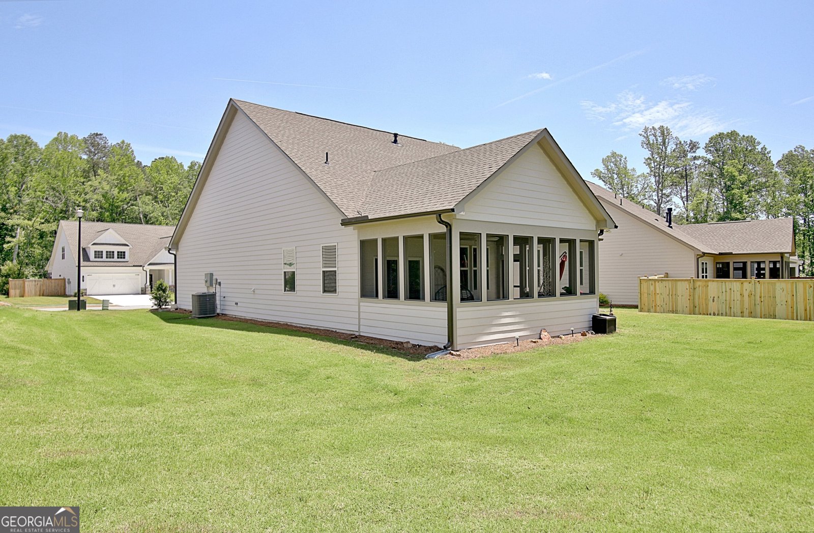 82 Airmont Drive Sharpsburg - 25