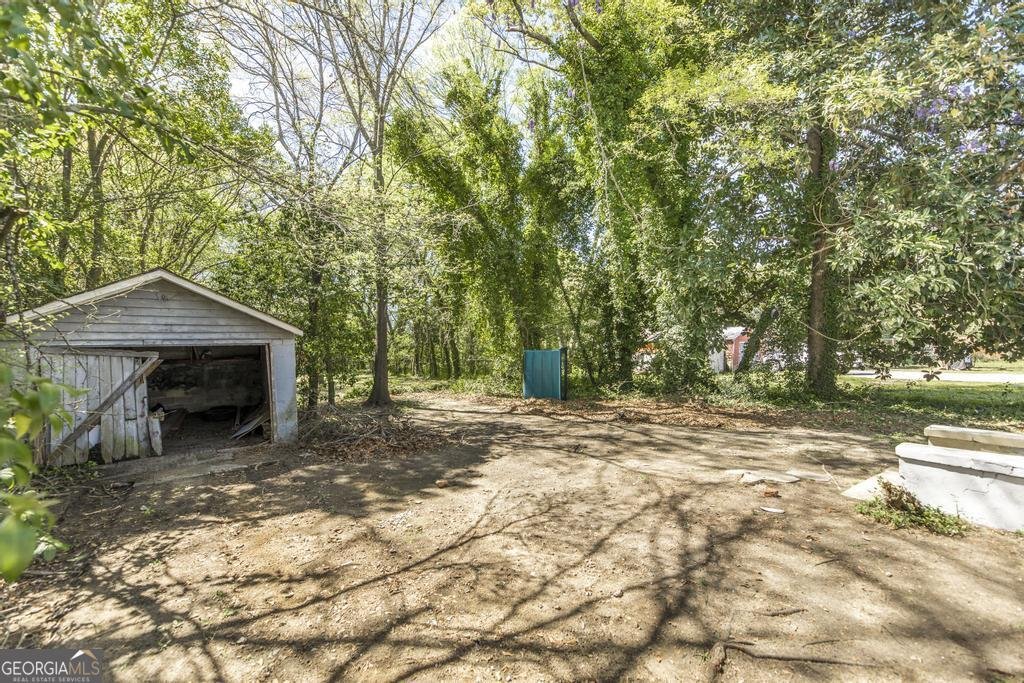 656 Villa Crest Avenue Macon - 26