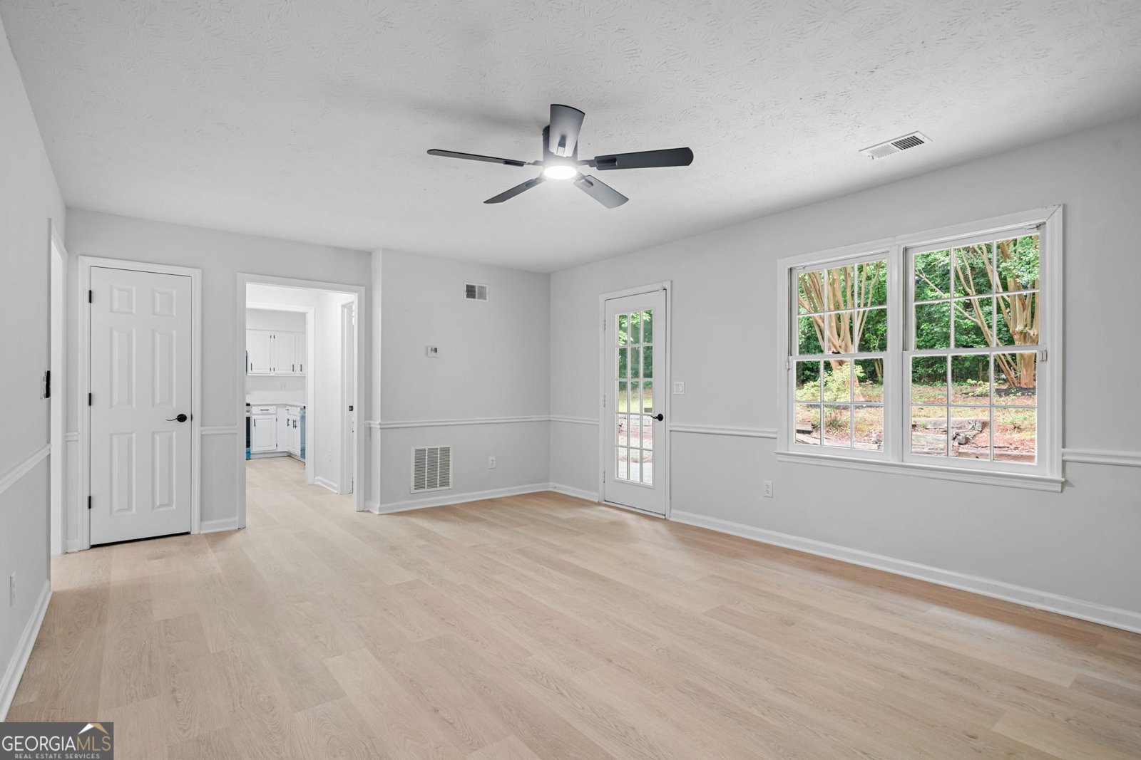 1368 Christiana Drive Lawrenceville - 11