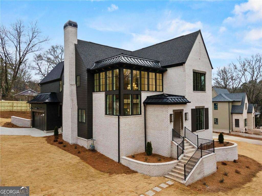 56 Pine Street Roswell - 1