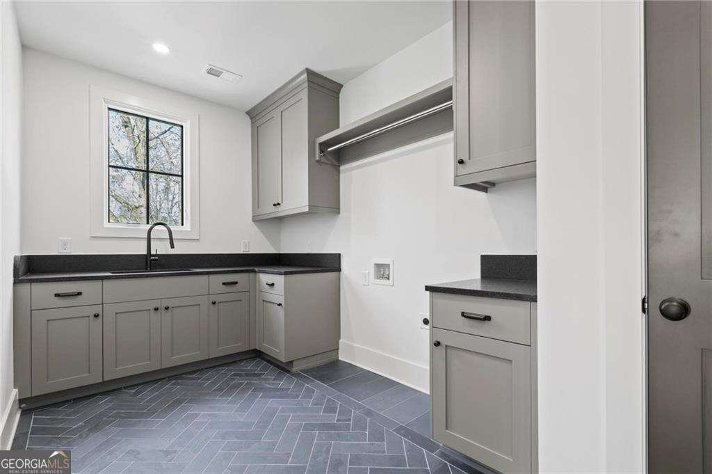 56 Pine Street Roswell - 33