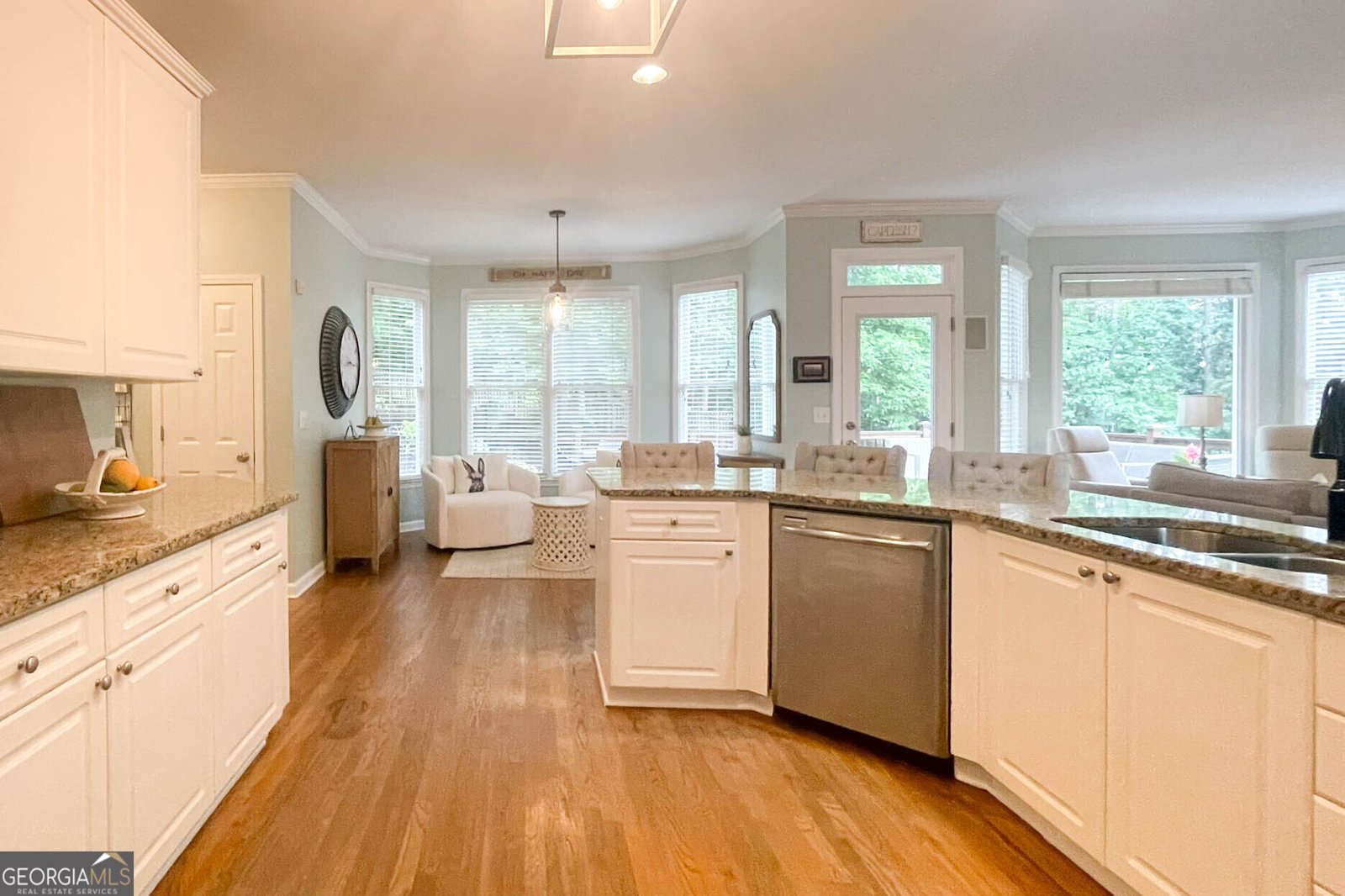 310 Hillpine Drive Woodstock - 22