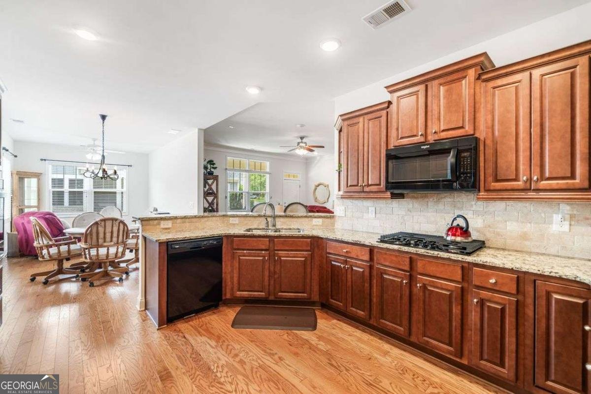 306 Cherokee Station Circle Woodstock - 24