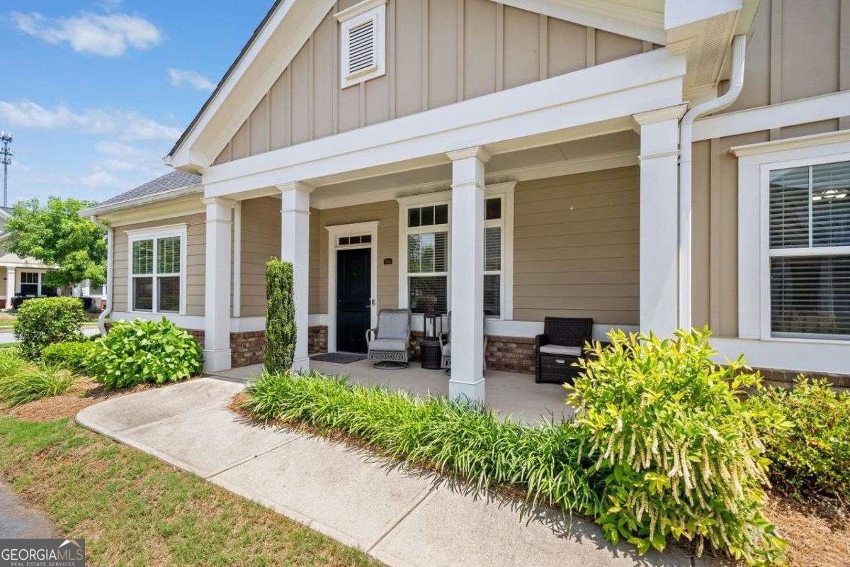306 Cherokee Station Circle Woodstock - 3