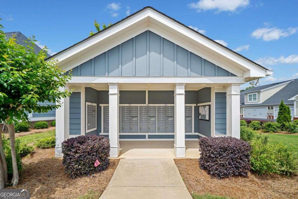 306 Cherokee Station Circle Woodstock - 40