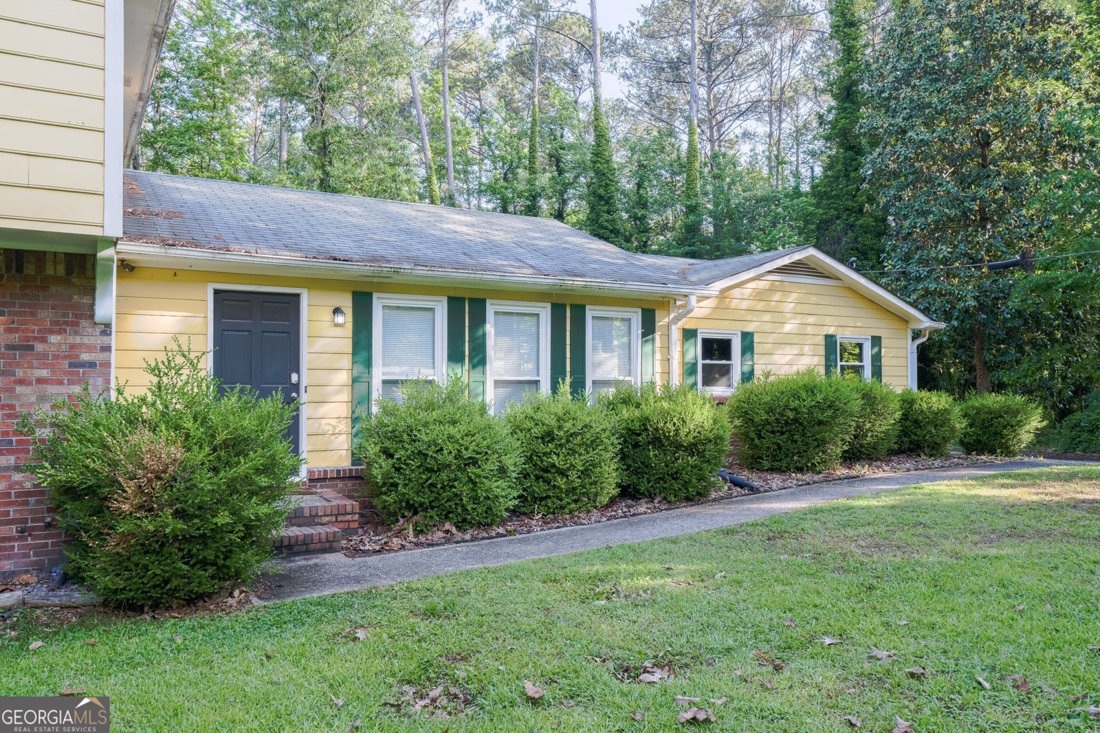 2037 Cliffton Terrace Snellville - 2