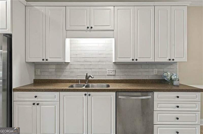 8675 Hope Vine Roswell - 18