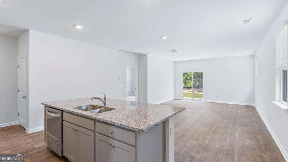 6123 Knickerbocker Street Mableton - 2