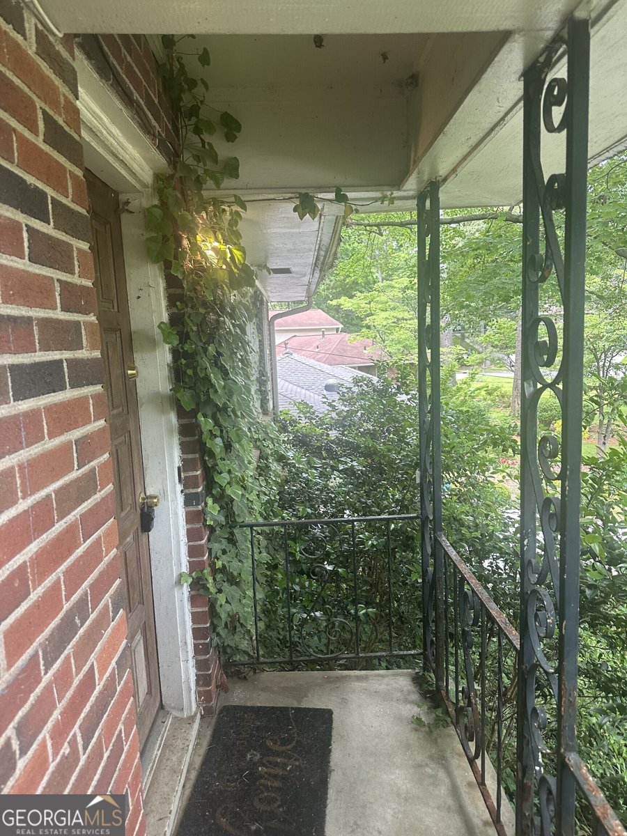 2226 Medfield Trail Atlanta - 2